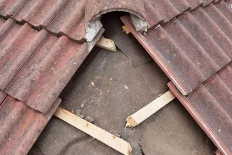 <strong>Roof Repair</strong> in<br>Altrincham